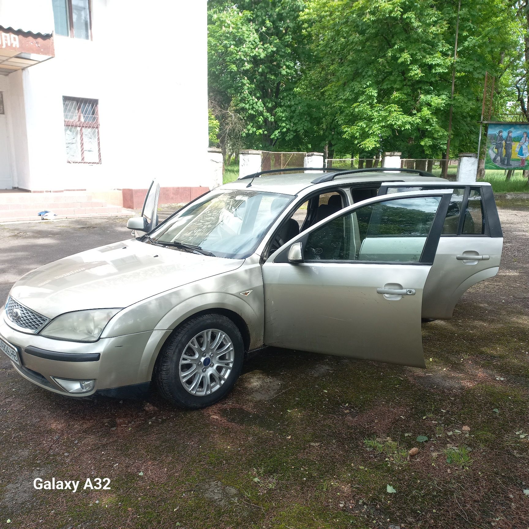 Ford Mondeo продам