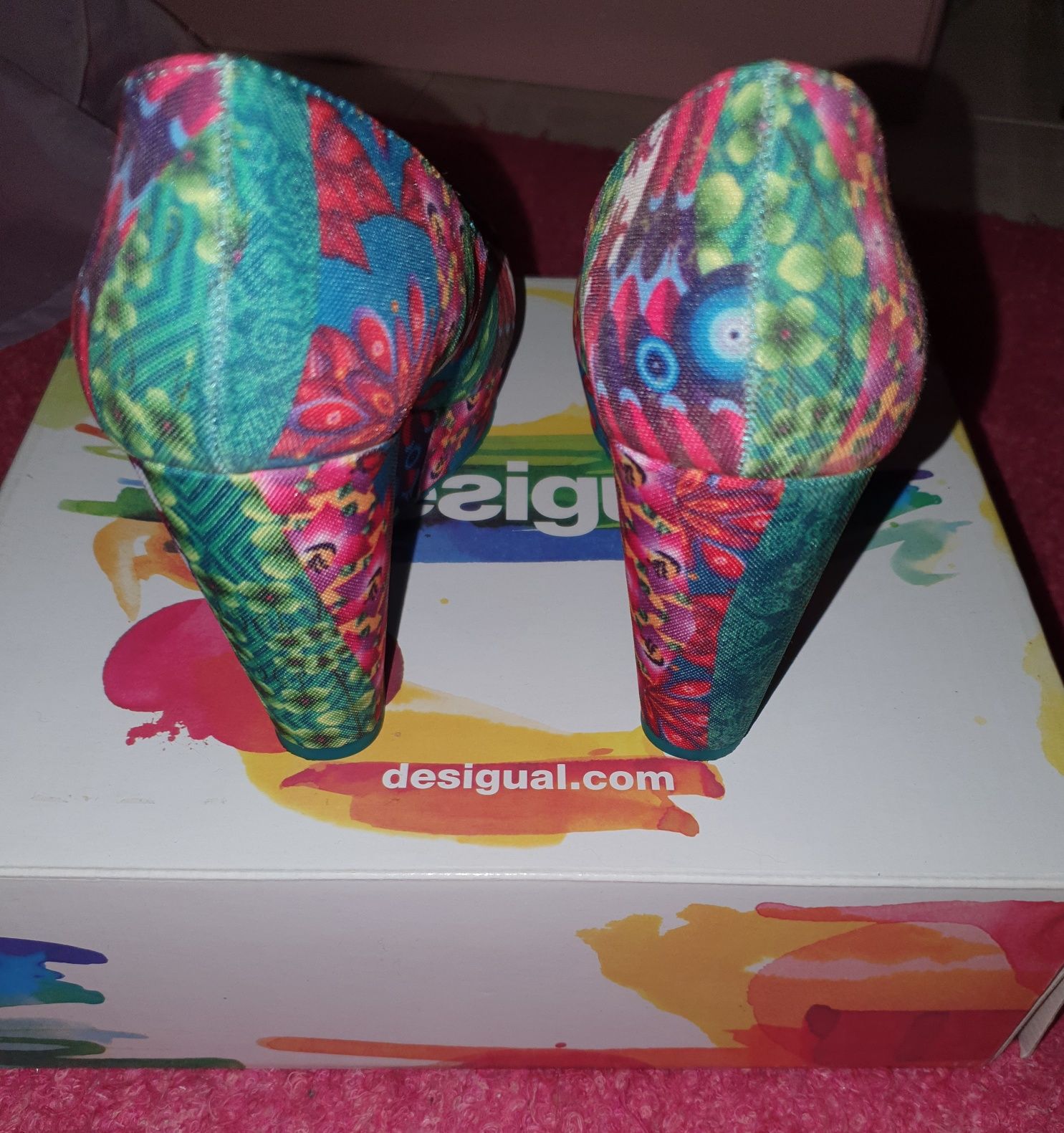 Sapatos DESIGUAL