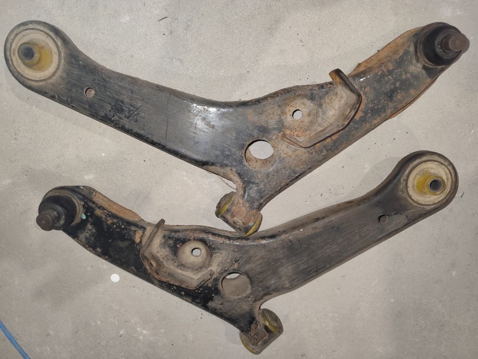 Важелі передні mitsubishi outlander. Опори, проставки