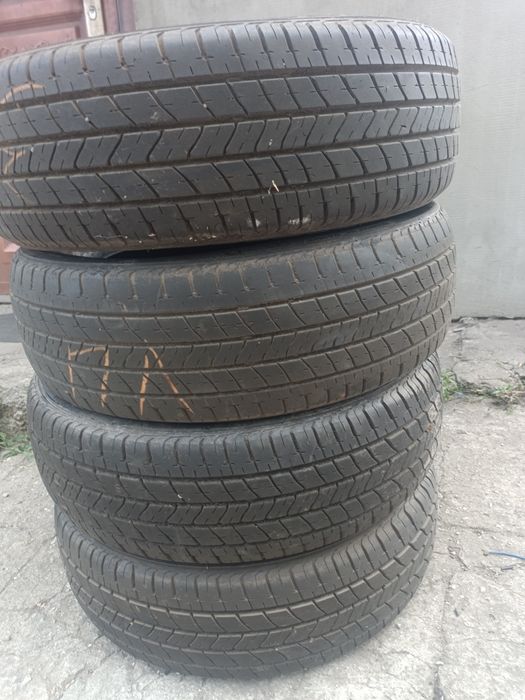 Шини Bridgestone 185/60 R15 84H