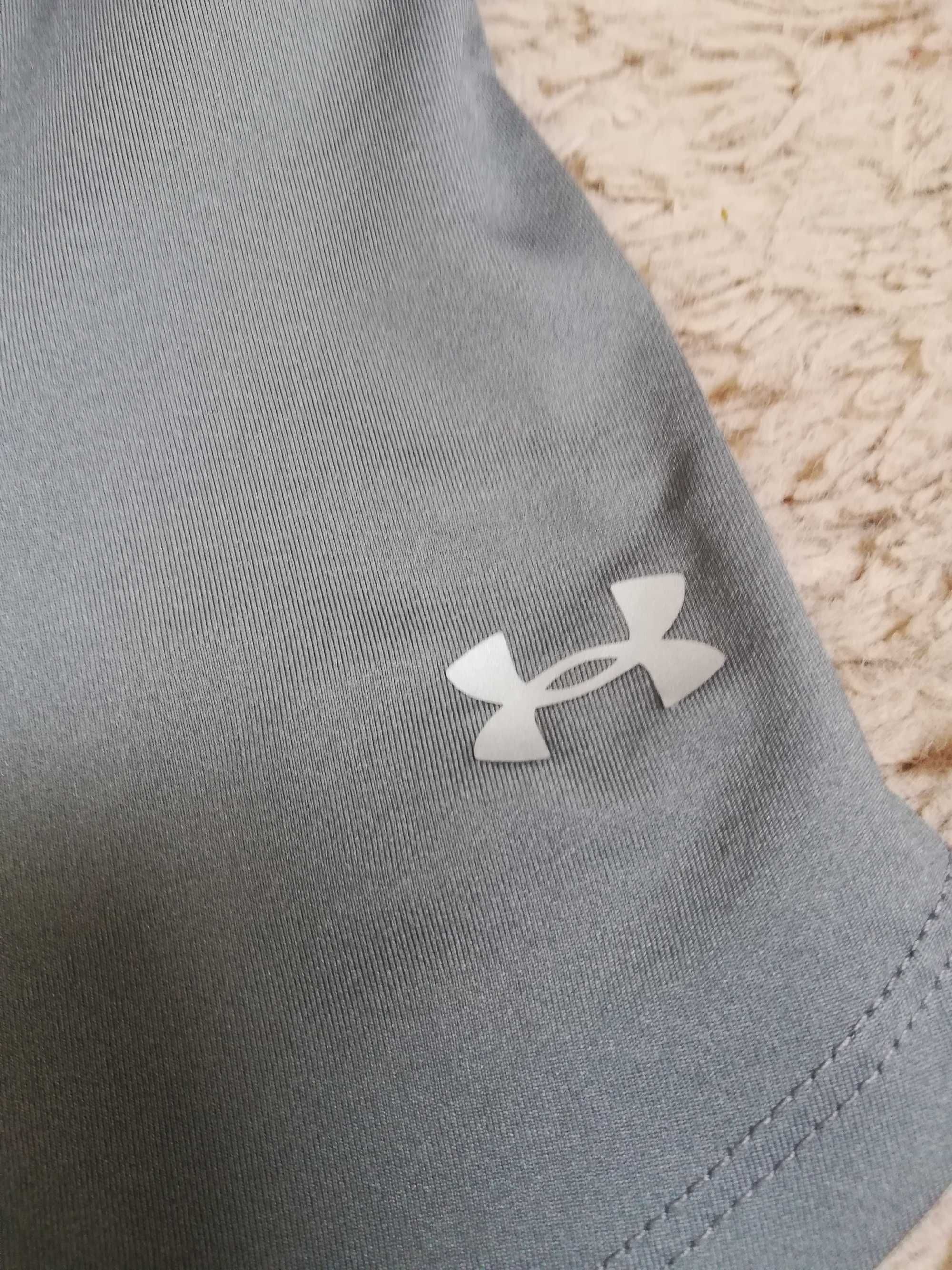 Koszulka damska Under Armour Heat Gear z odkrytymi plecami