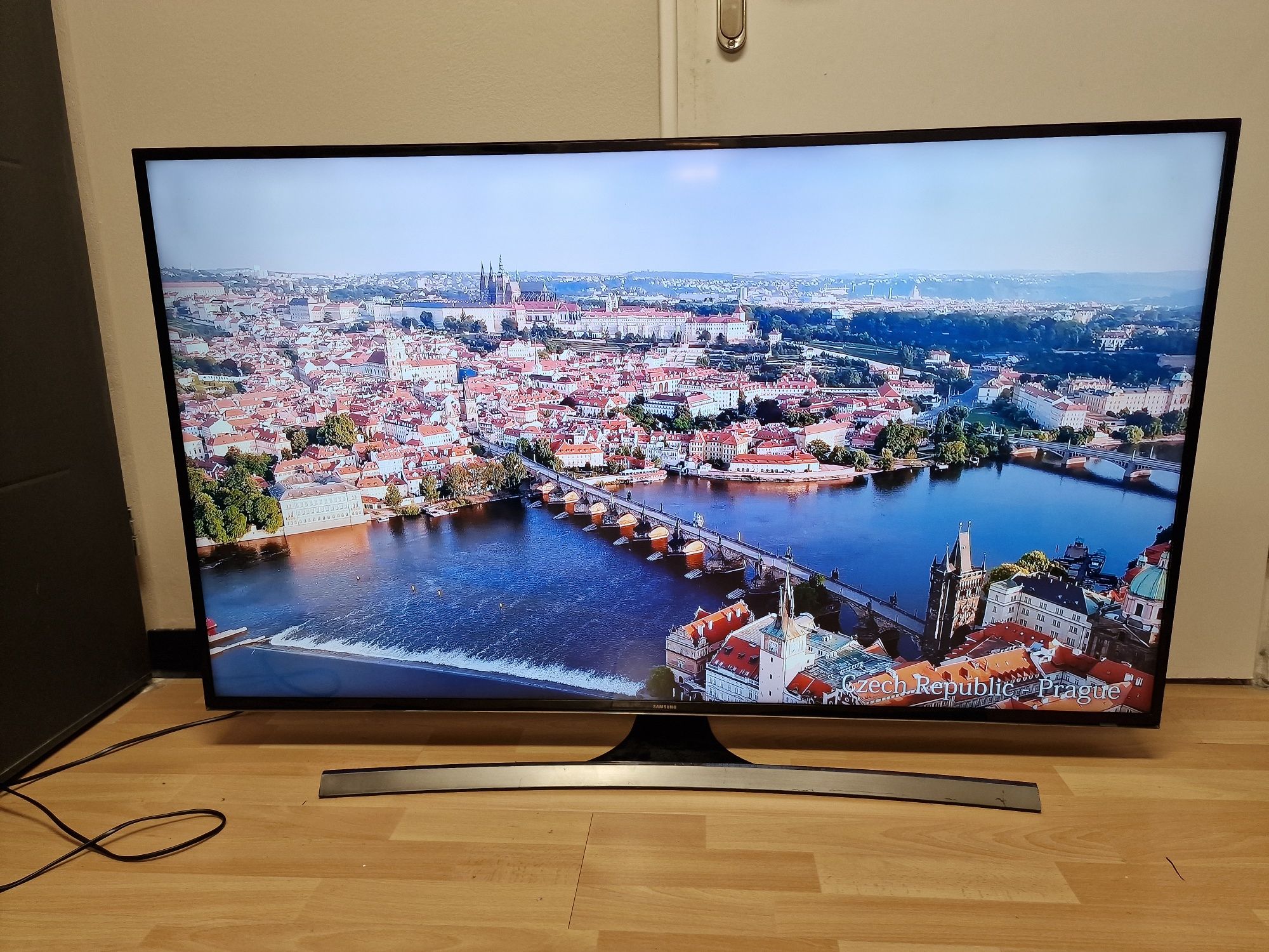 SAMSUNG 55cali 4K UHD SMART telewizor