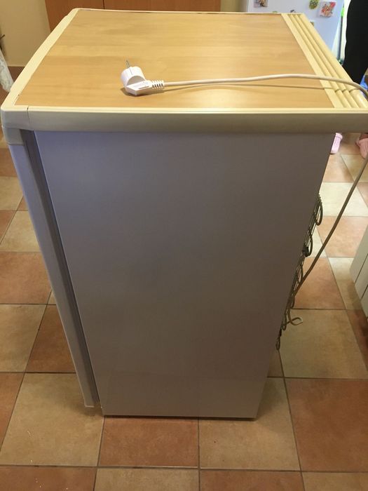 Продам морозильну камеру