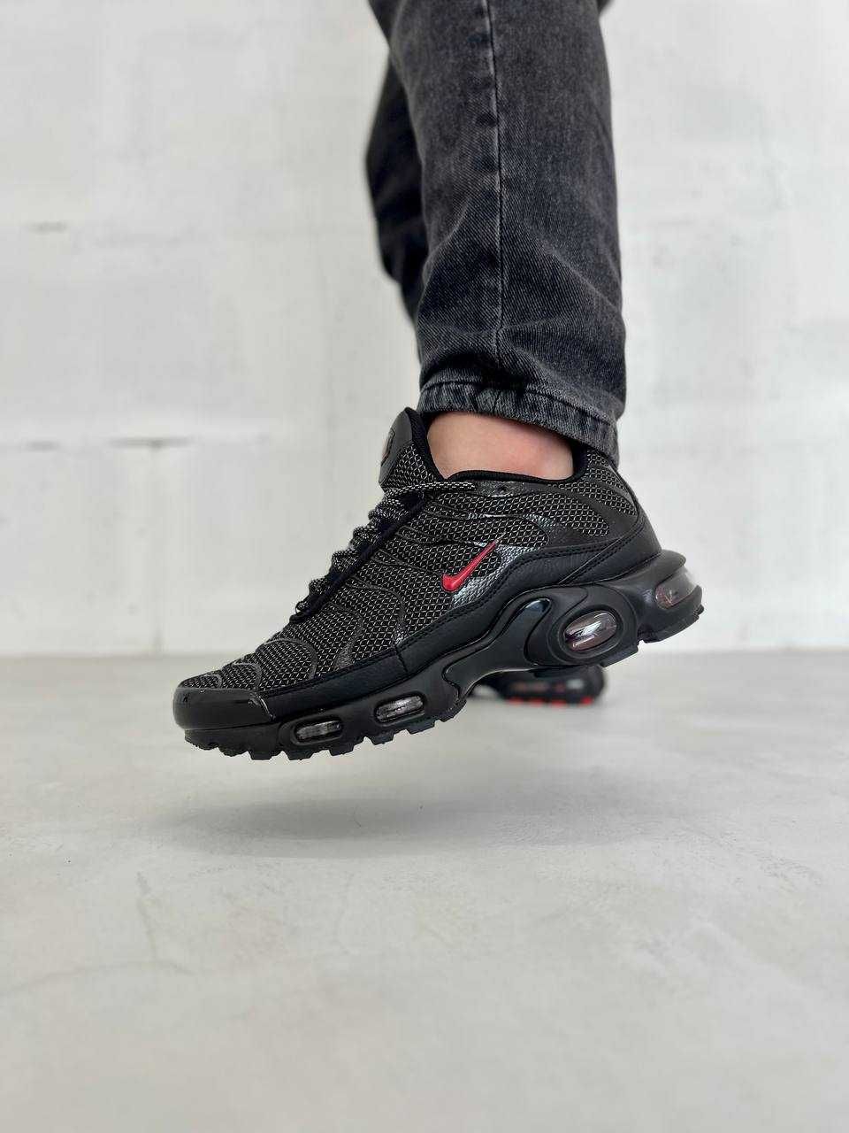 Кроссовки Nike Air Max TN Plus University Red Swoosh