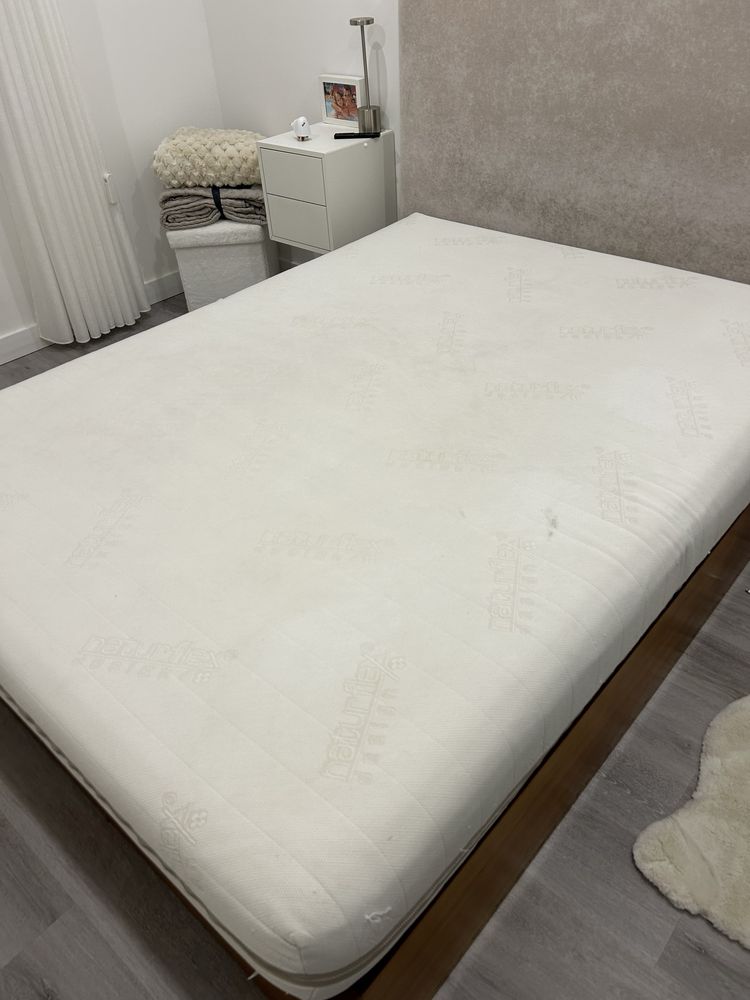 Colchão 190x150 com comandos de massagem