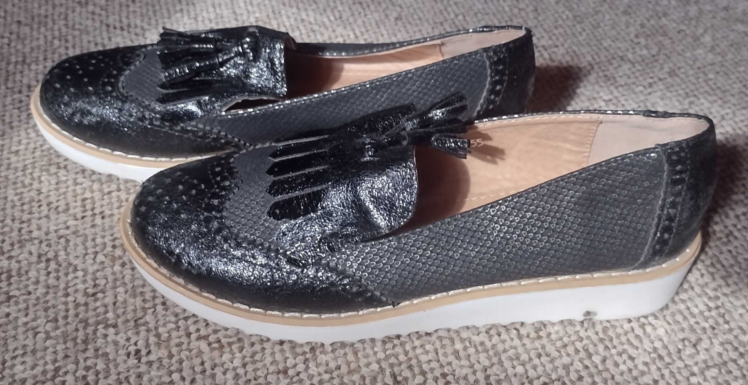 Новые женские туфли лоферы 36 размер