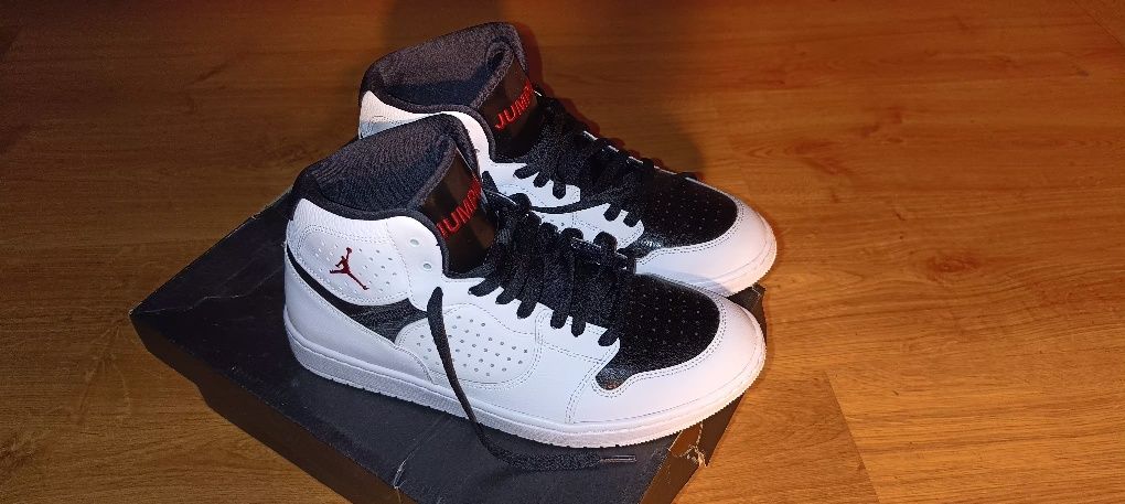Jordan  ACCESS white
