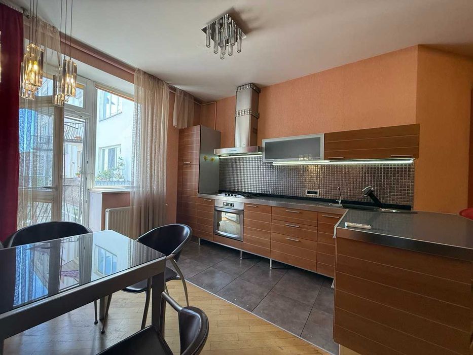 Продам 3-к квартиру в Аркадии, ЖК Тенистый, 123 м², АГВ, ремонт.