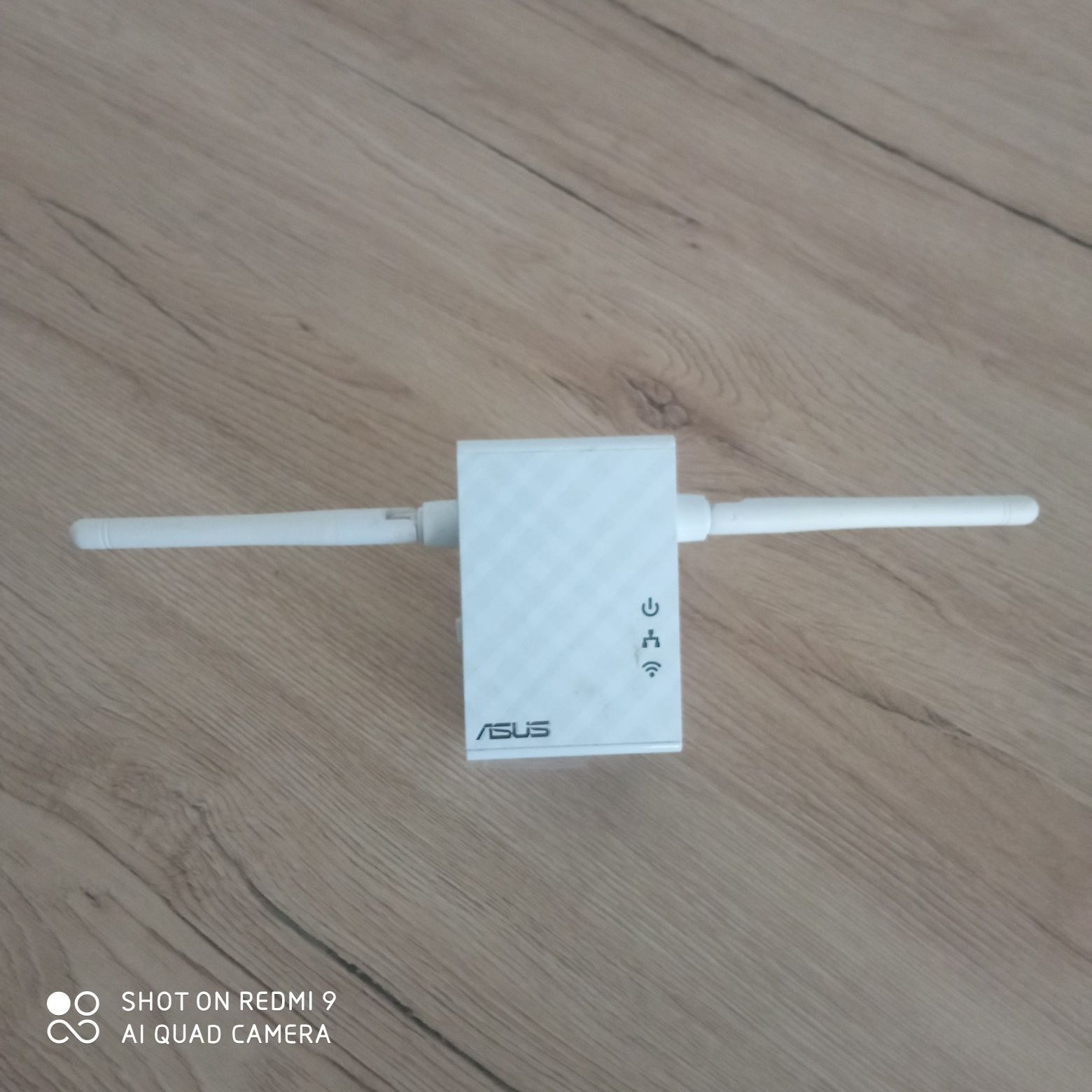 ASUS RP-N12 – Repeater / Wzmacniacz Wi-Fi


---

ASU