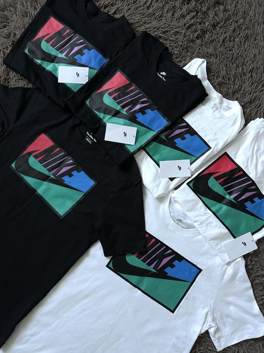 Оригінальна чоловіча футболка Nike