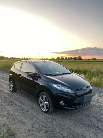 Ford Fiesta 1.25 Benzyna 82KM.  Niski przebieg!
