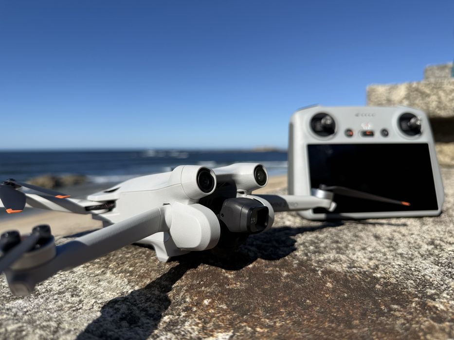 DJI Mini Pro 3 - Drone + Comando