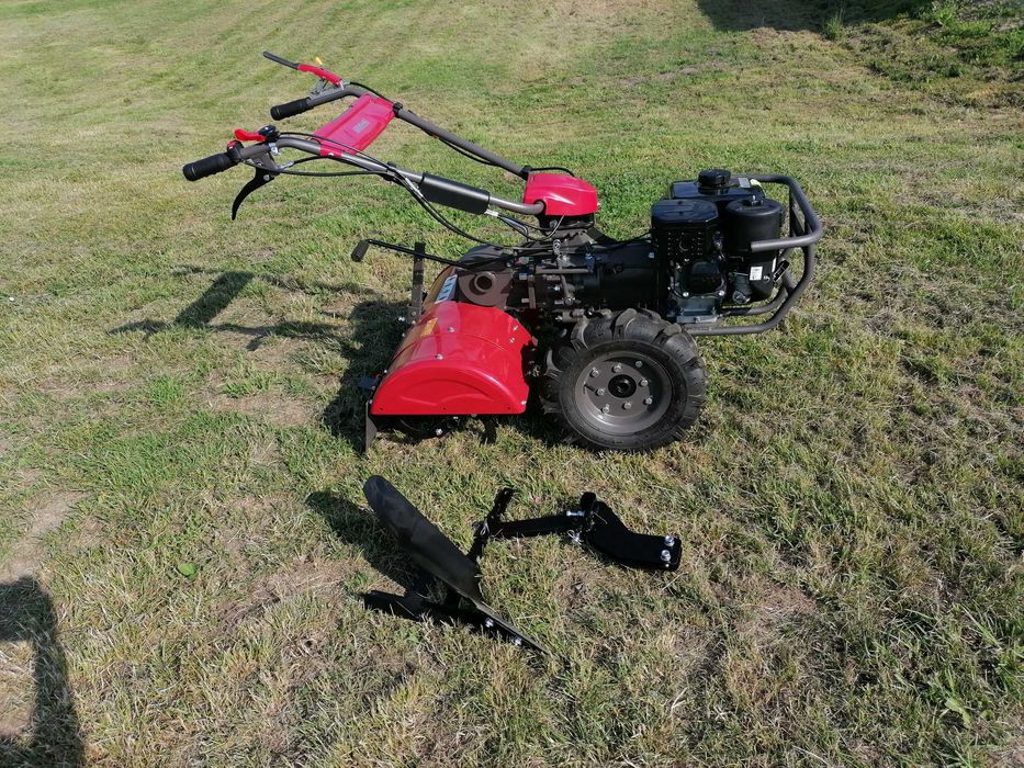 Glebogryzarka Hortmasz HGS X620N Napęd-3 Biegi , Żeliwna , KOŁA + PŁUG