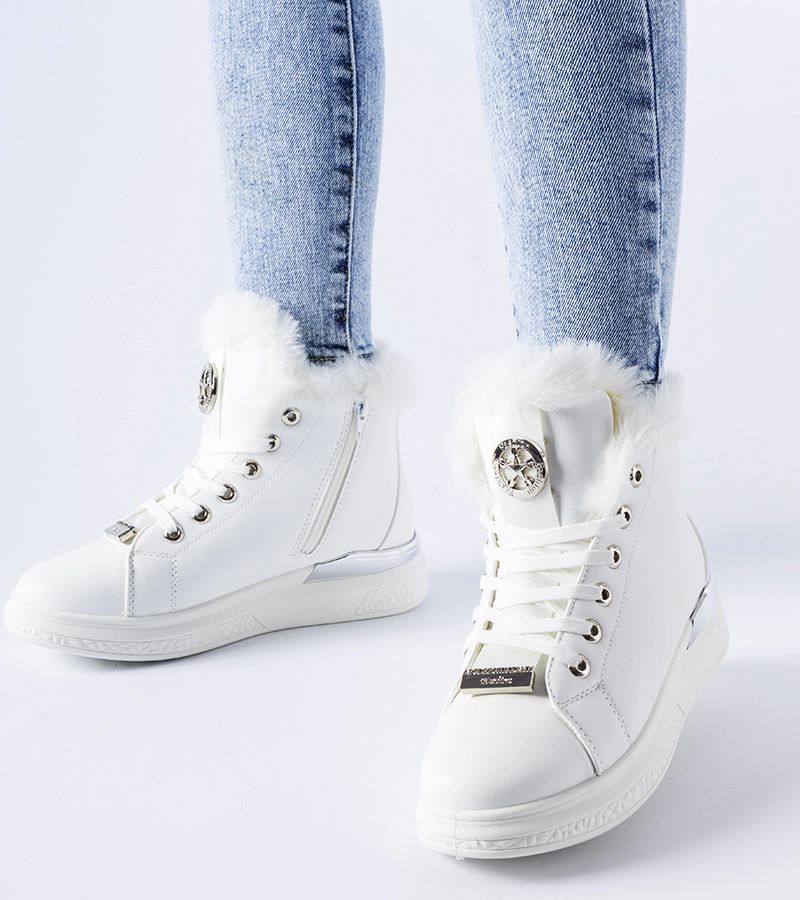 Białe sneakersy z białym futerkiem Lubriano 40