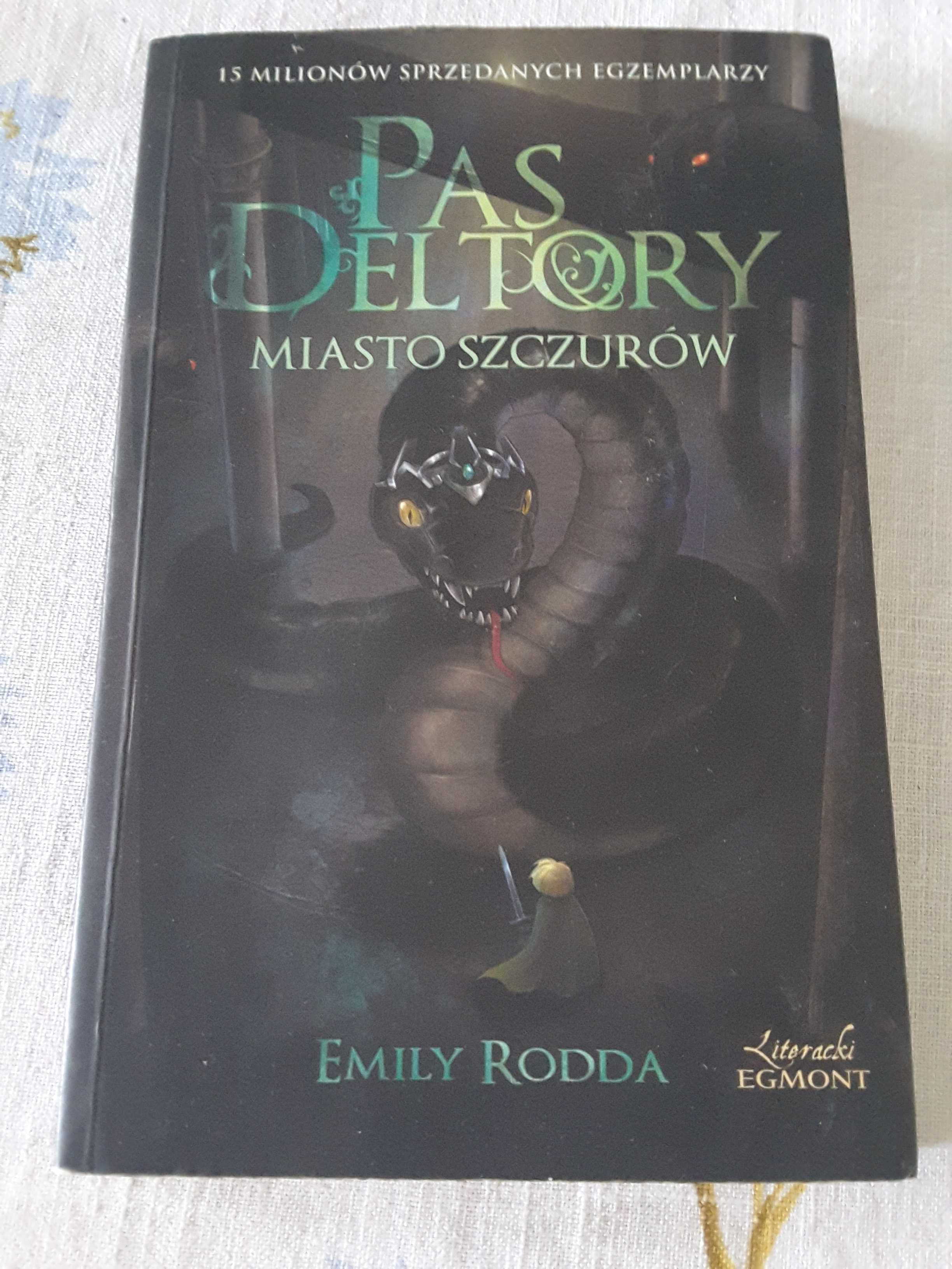 "PAS DELTORY - Miasto szczurów" Emily Rodda