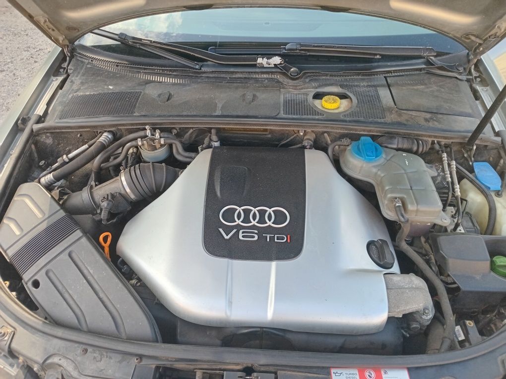 Продам Ауди А4 в отличном состоянии quattro