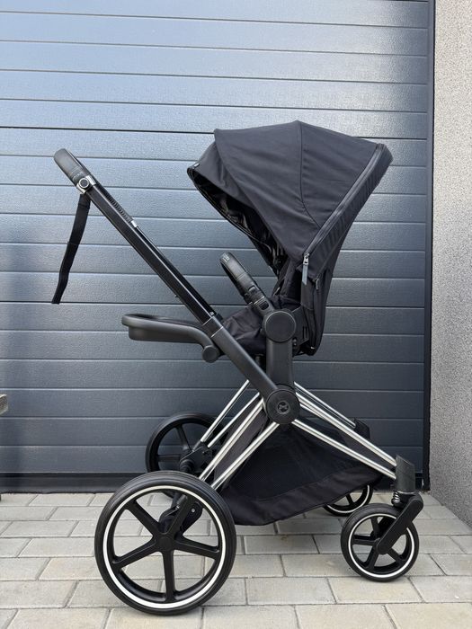 Spacerówka Cybex Priam 4.0 Black / Chrome Black