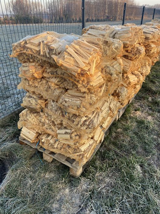 Drewno rozpałkowe sosnowe 100 worków (rozpałka)