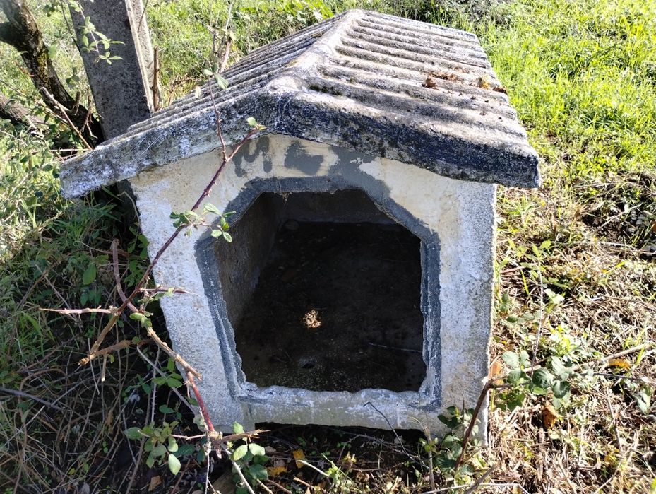 Casota de cão em betão