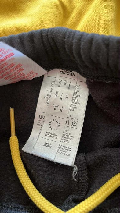 Dziecięcy dres Adidas Juventus - bluza i spodnie