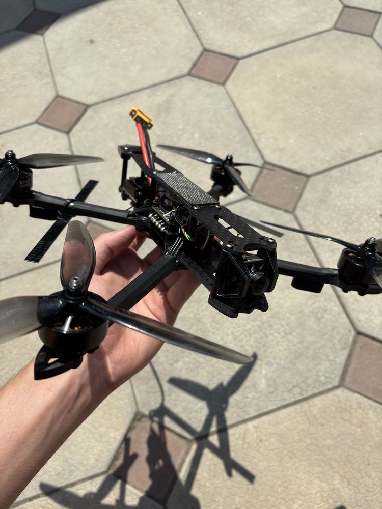 Продам FPV дрон в ідеальному стані