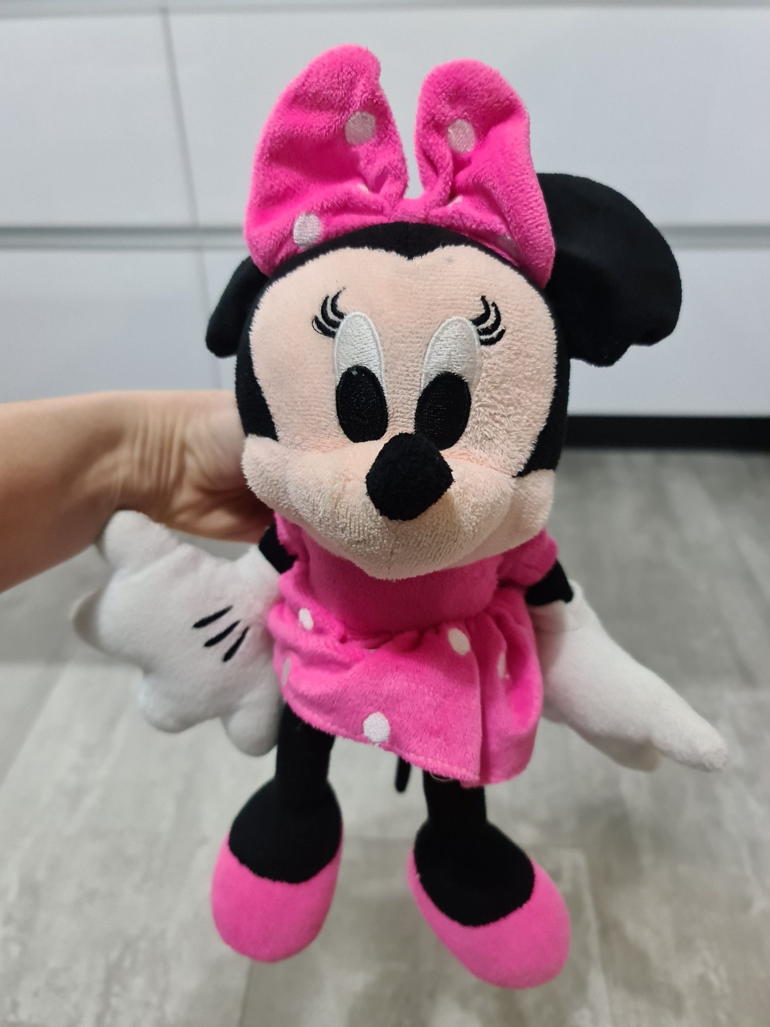 Maskotka Myszka Minnie 35 cm