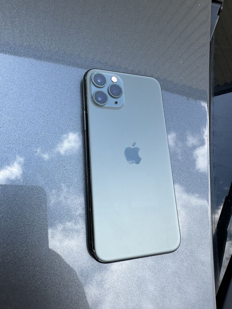 Продам iPhone 11 Pro 64gb iCloud на запчасти