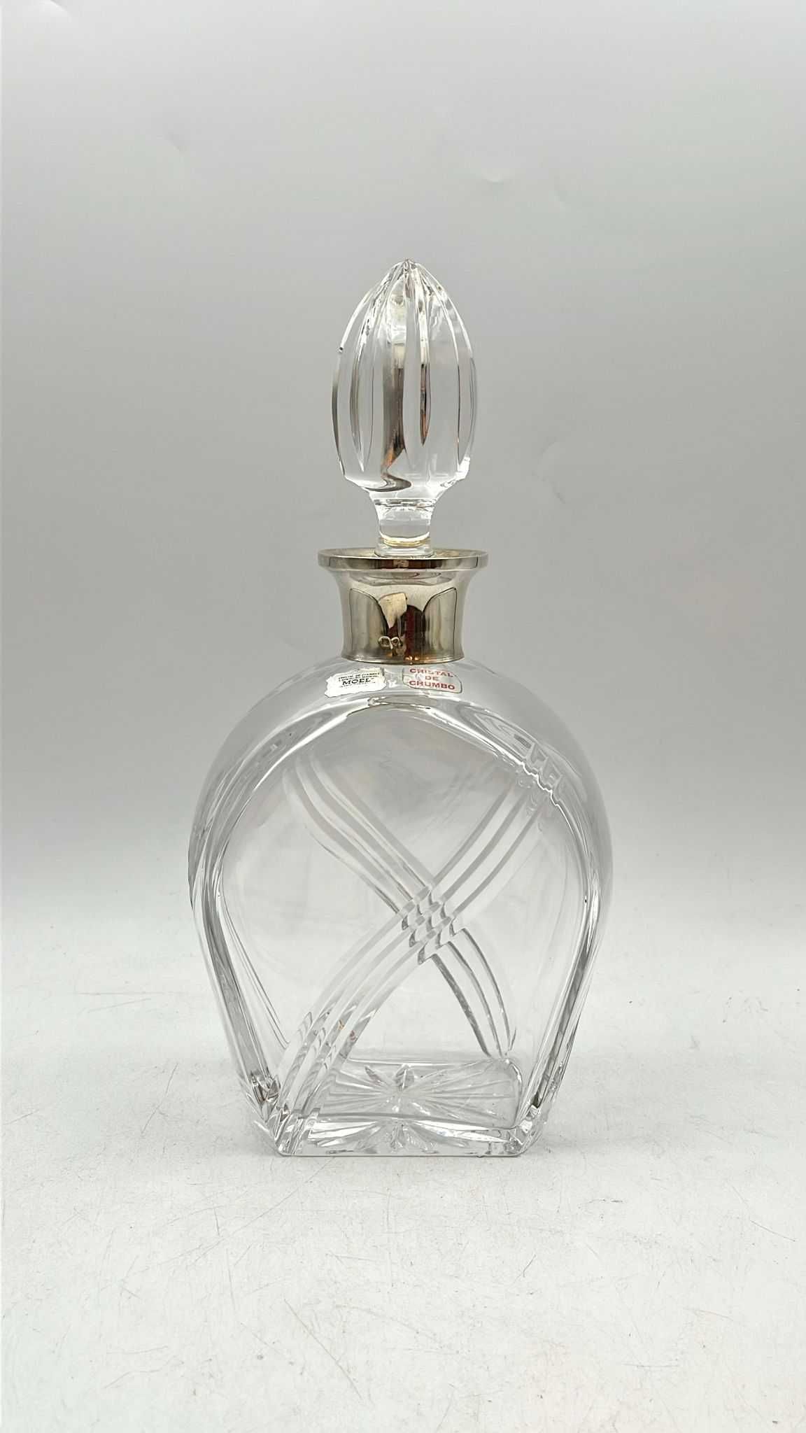 Garrafa em Cristal com Plaquinha em Porcelana