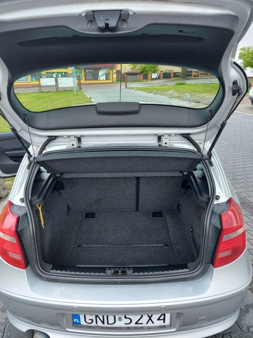 Bmw 118i seria 1 e81 PDC uszanowane
