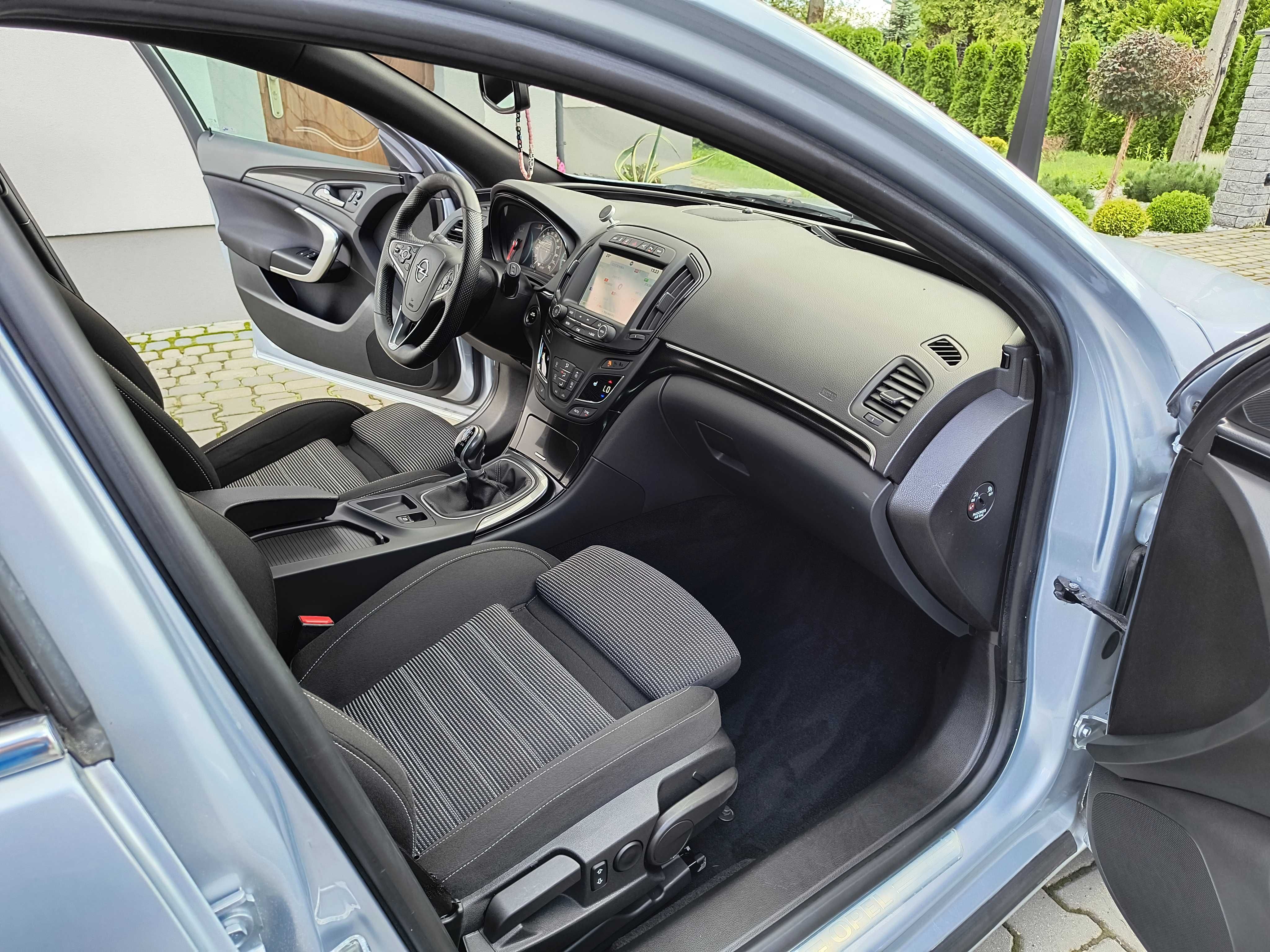 Opel Insignia 2.0 CDTi 170KM Euro 6 - Full opcja z czarną podsufitką !