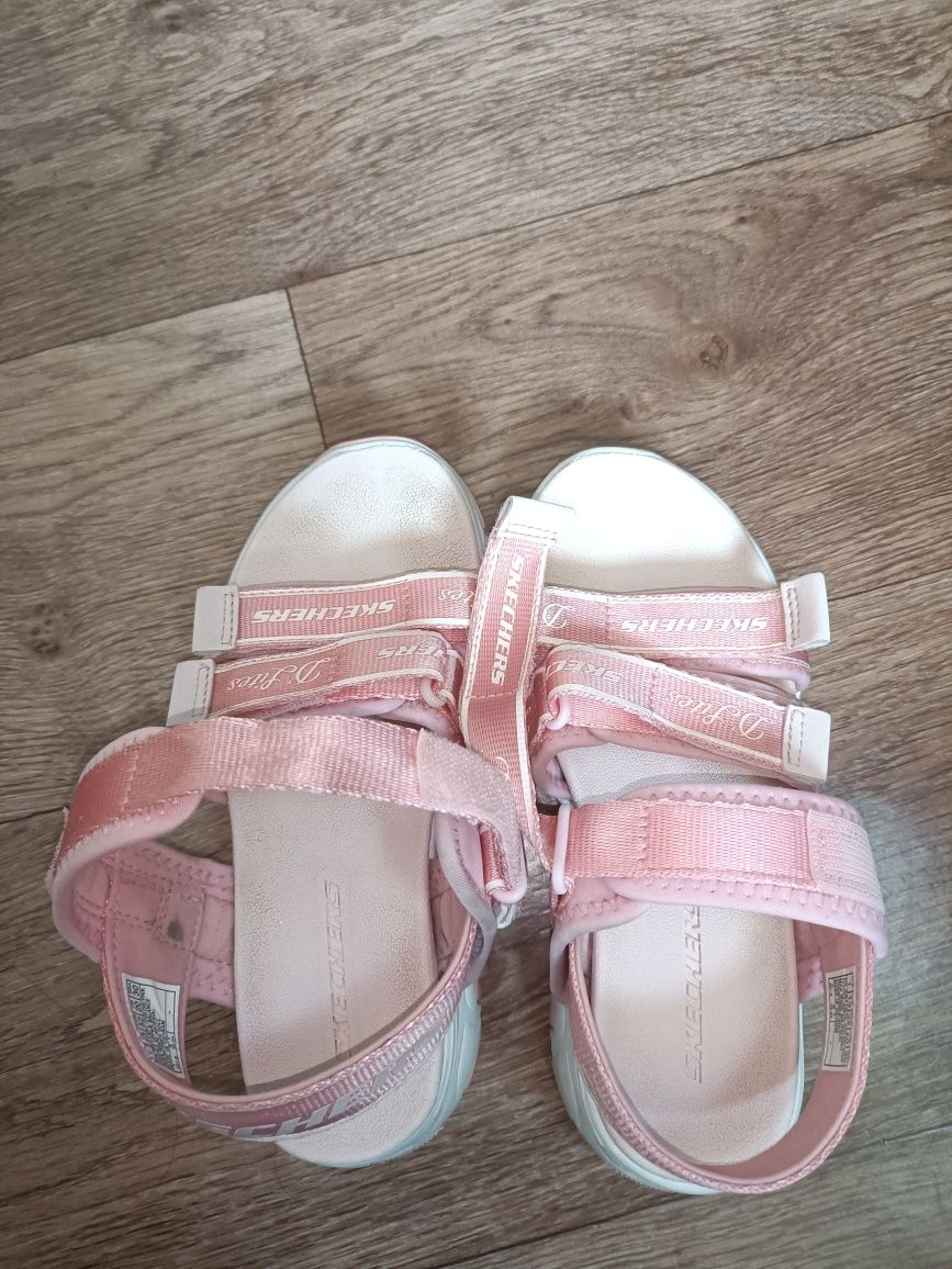 Босоніжки босоножки Sketchers 32 розмір дівчачі