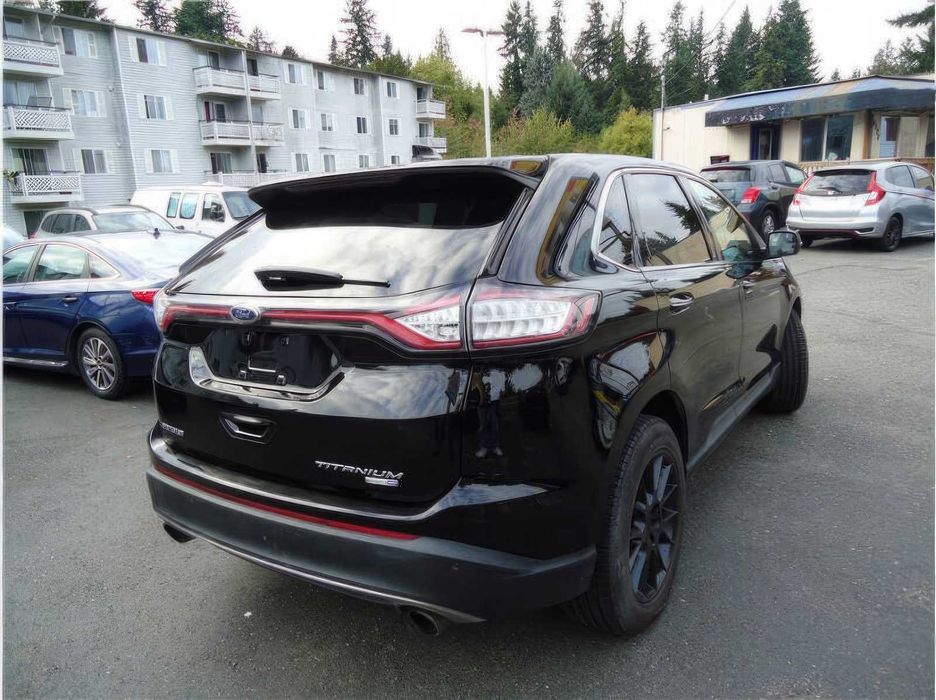 Ford Edge Titanium      2016