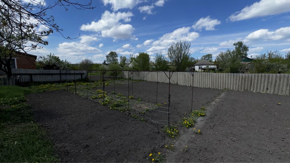 Продам дом в Чугуеве ( рн Осиновка) рядом река