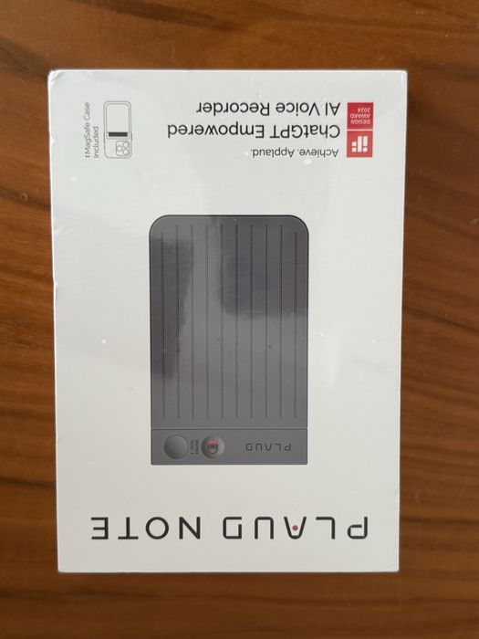 Диктофон Plaud AI Voice Recorder( для запису та розпізнавання мови)