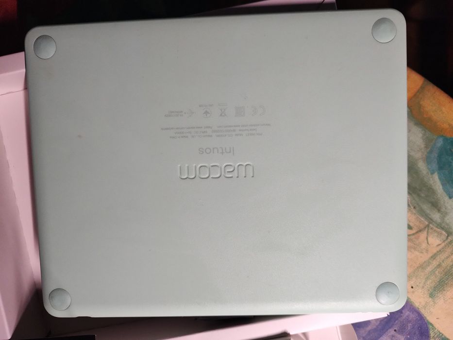 Графічний планшет Wacom Intuos S Bluetooth (Фісташковий)