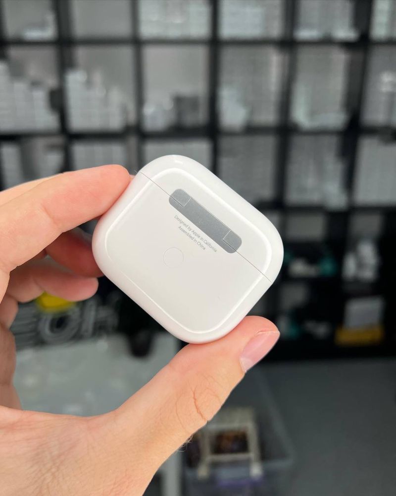 Навушники AirPods 3 з кейсом + чохол у подарунок