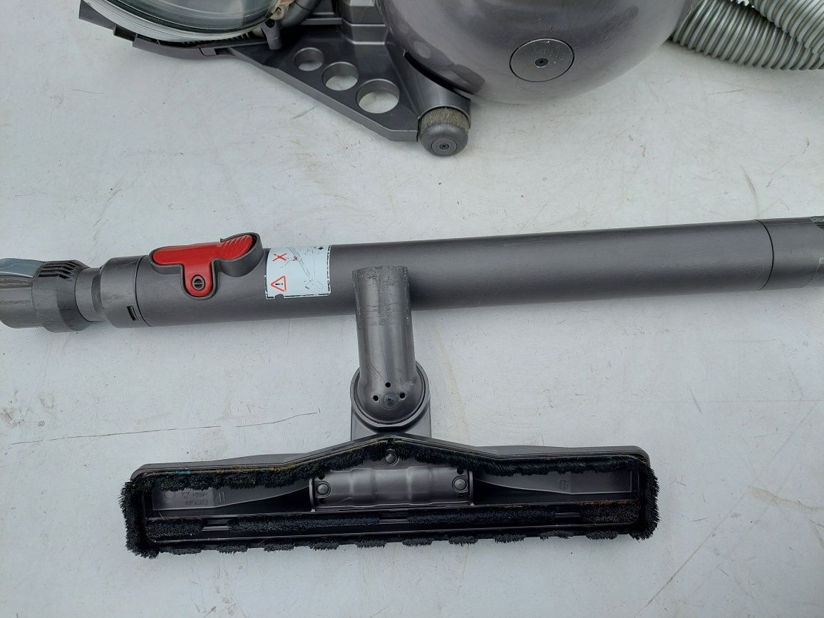 Odkurzacz dyson dc 33c Stubborn