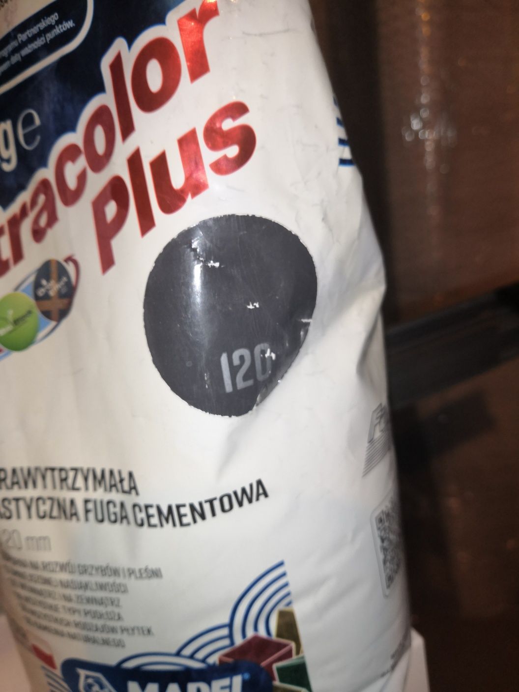 Fuga elastyczna Mapei Ultracolor Plus 100 biała 2 kg