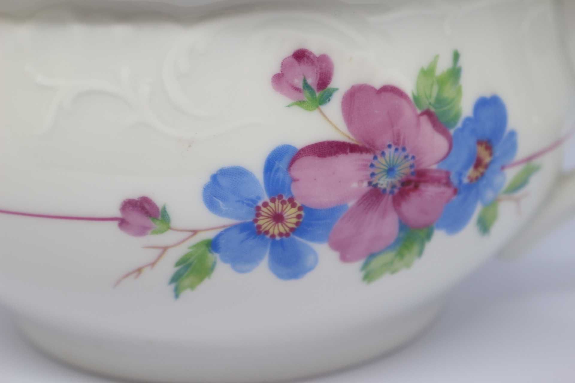 Bacio / penico porcelana da Vista Alegre 1924