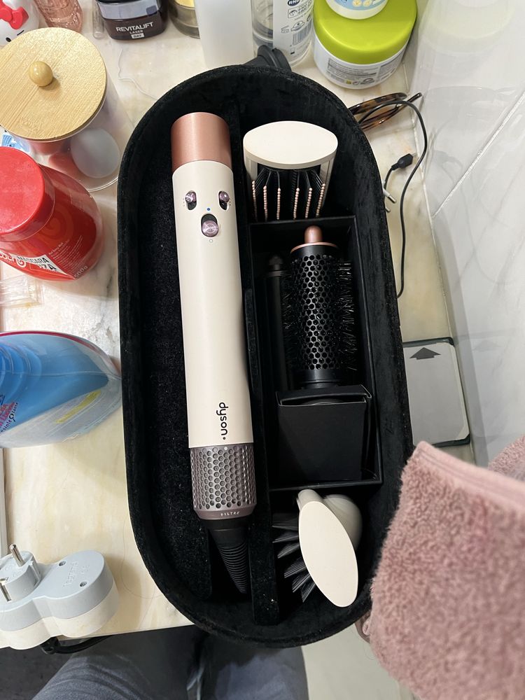 dyson airwrap sakura edition
