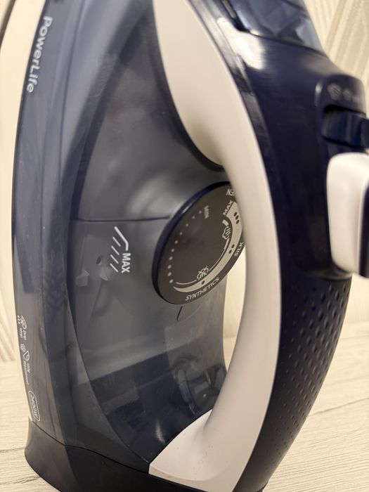 праска philips power life 2400w