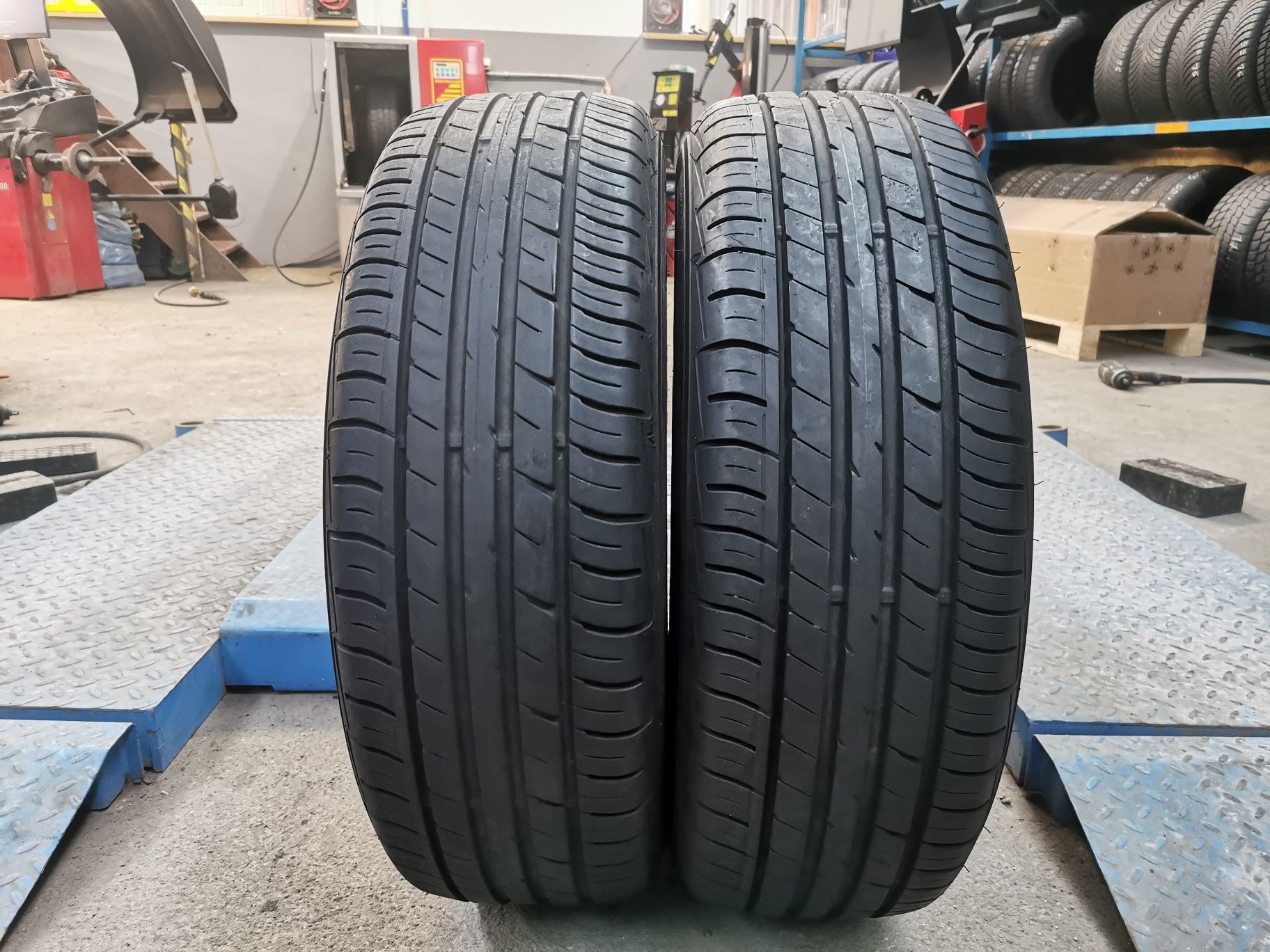 Para opon 215/65R17 99V Falken Ziex ZE914a Ecorun z 2018 roku