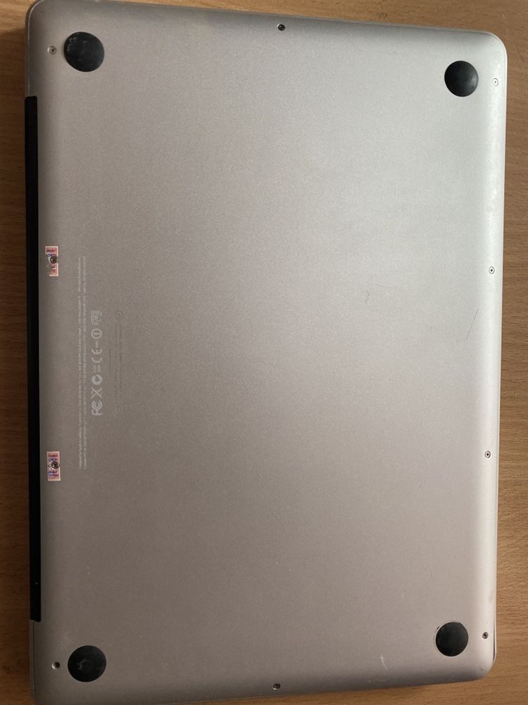 Продам MacBook Pro (13-inch, Mid 2010)