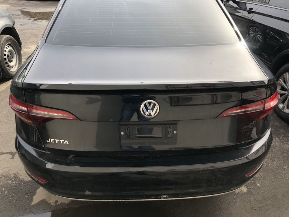 Ляда крышка багажника бампер фонари vw jetta mk7 USA джетта 7