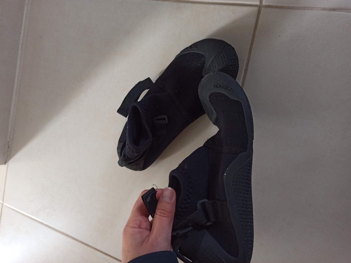 Botas Neo, reef boots surf