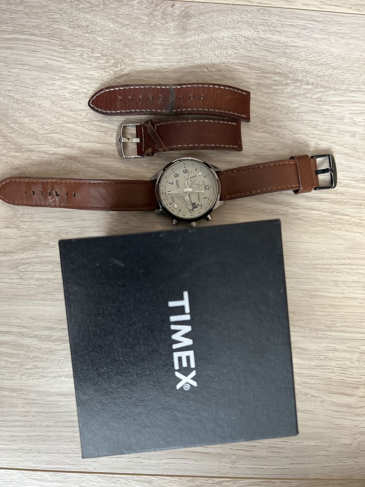 Zegarek Timex T2N932