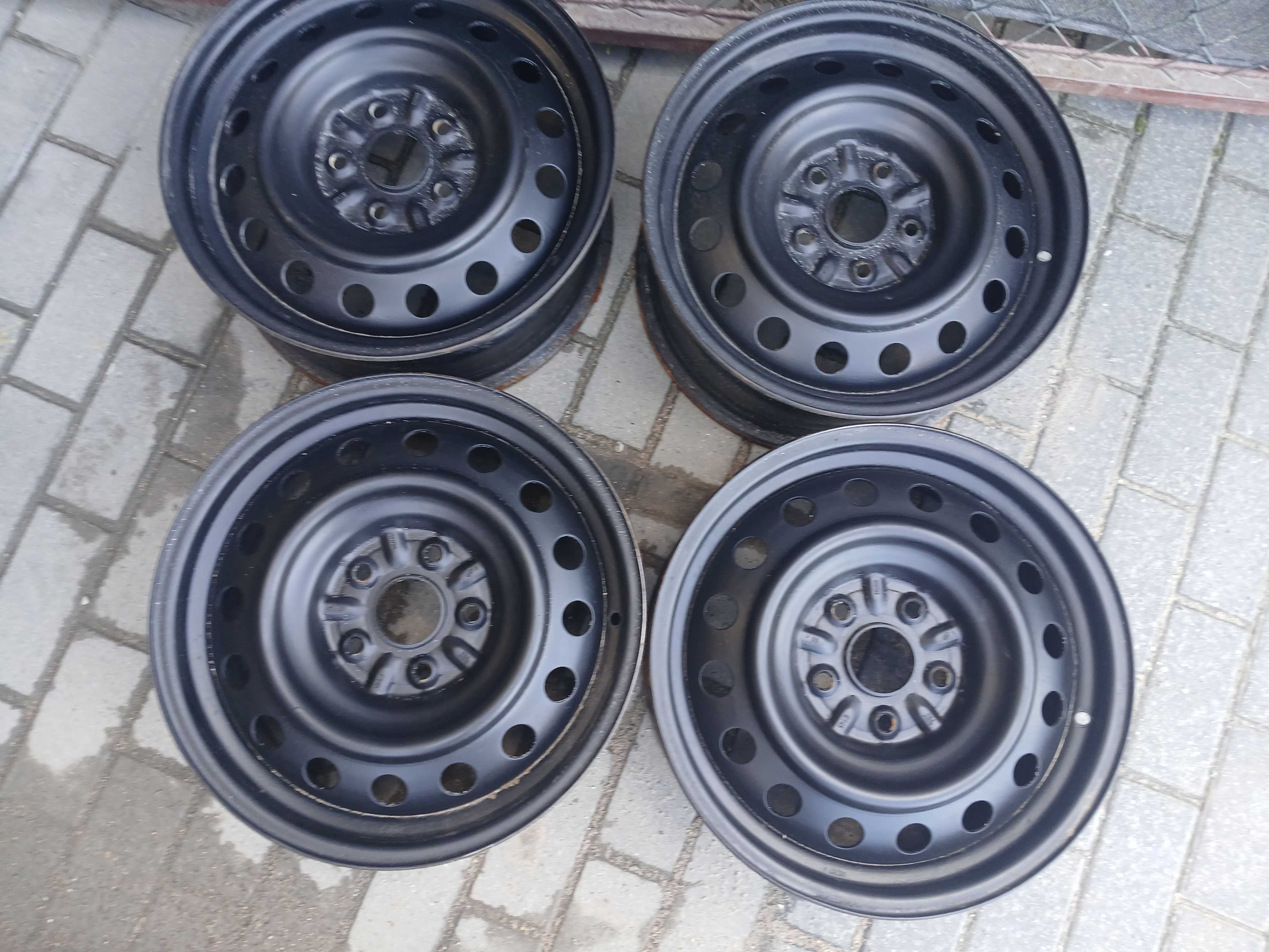 4x felgi stalowe 16 5x114,3 ET45 Toyota Auris Corolla Rav4 Suzuki