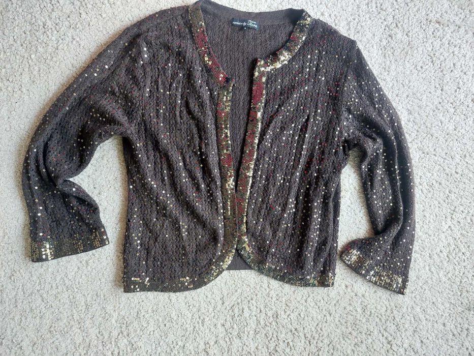 Eleganckie bolerko z cekinami „Exclusive by Tara”, rozmiar M