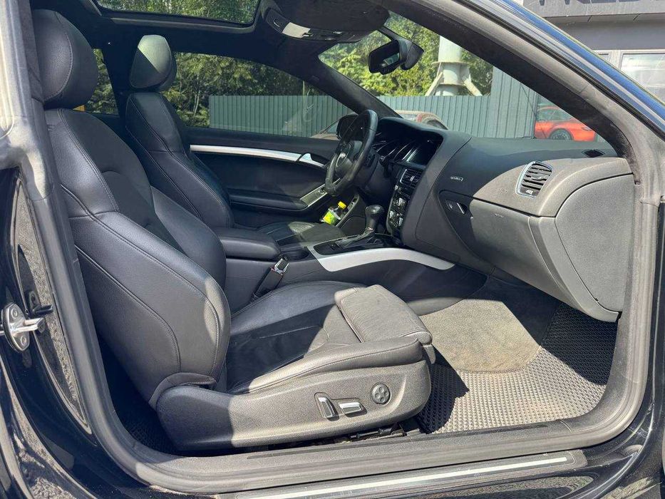 Продам Audi A5 2012