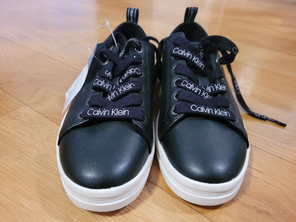 Sprzedam oryginalne  trampki Calvin Klein